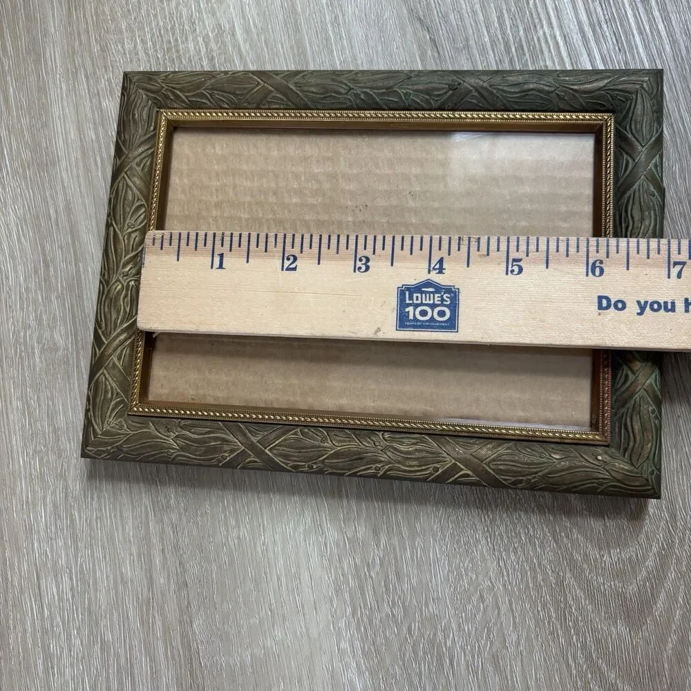 Vtg Ornate Green Bronze Patina Metal Leaf Vine Picture Frame 4x6 Tabletop Velvet